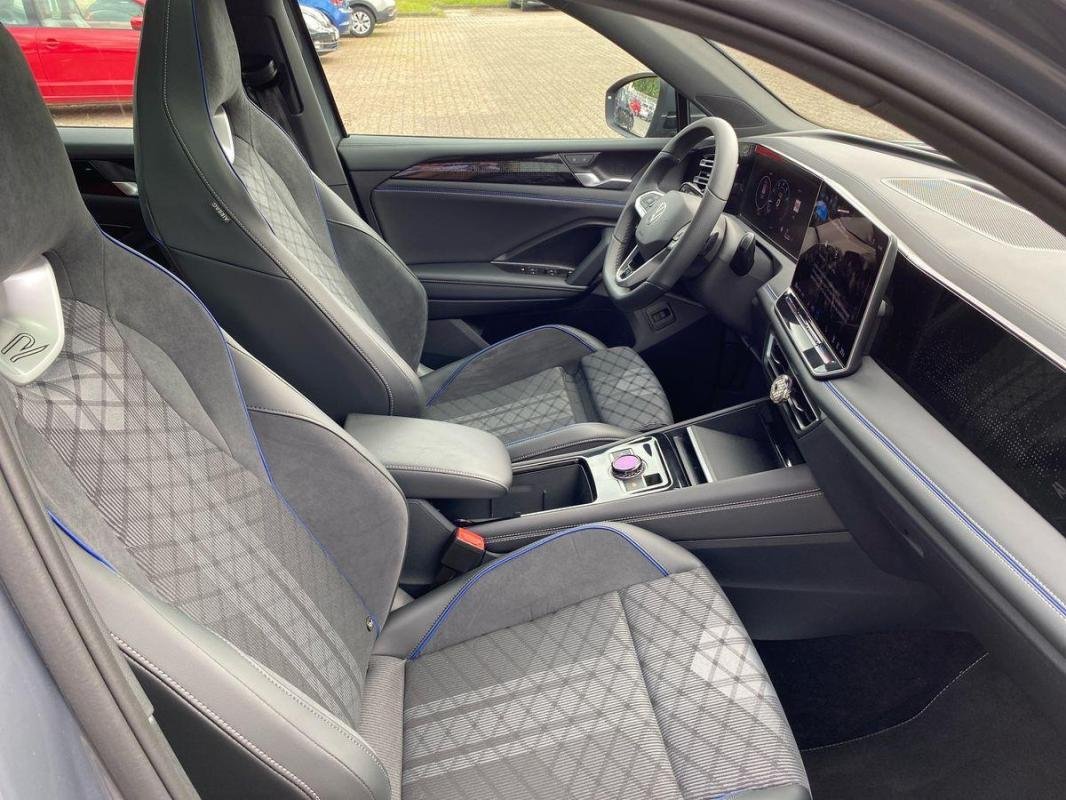 Volkswagen Tiguan - Photo 16
