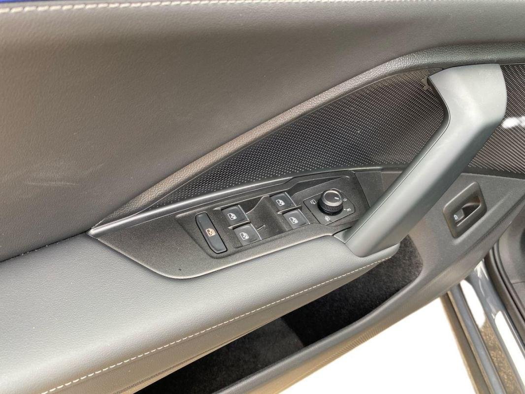 Volkswagen Tiguan - Photo 19