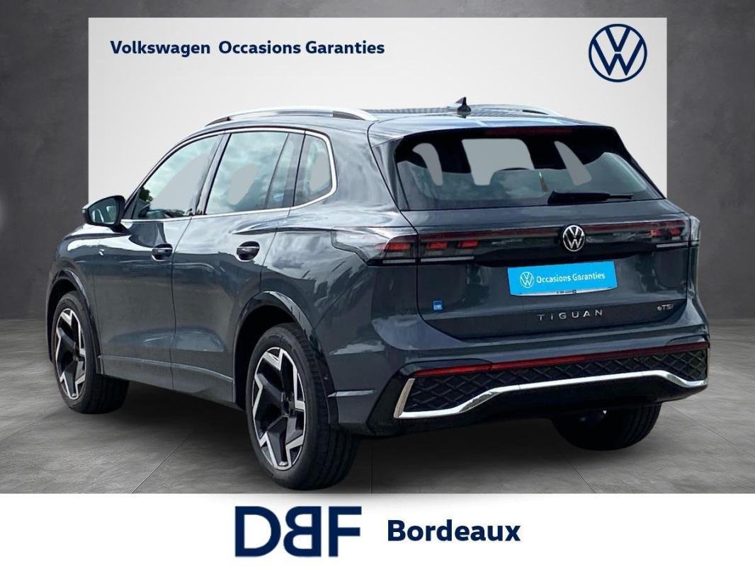 Volkswagen Tiguan - Photo 2