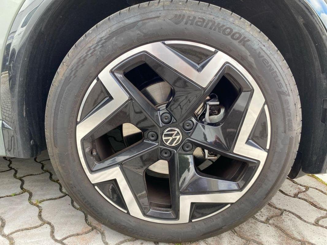 Volkswagen Tiguan - Photo 9