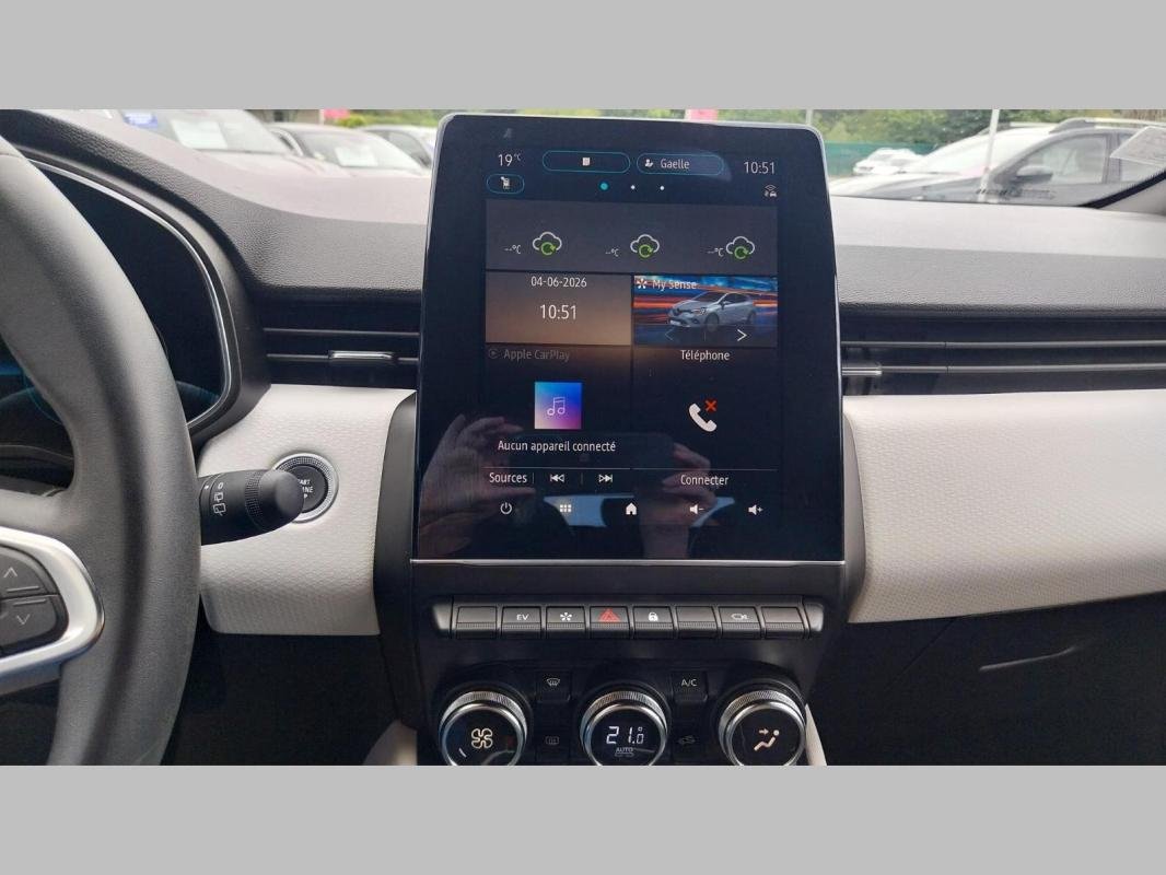 Renault Clio - Photo 16