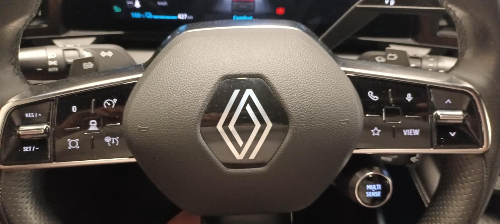 Renault Mégane E-TECH - Photo 2