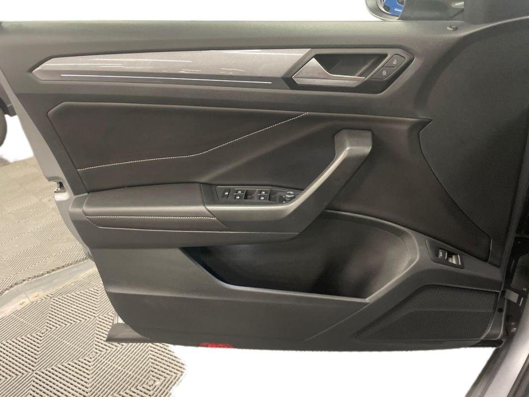 Volkswagen T-Roc - Photo 19