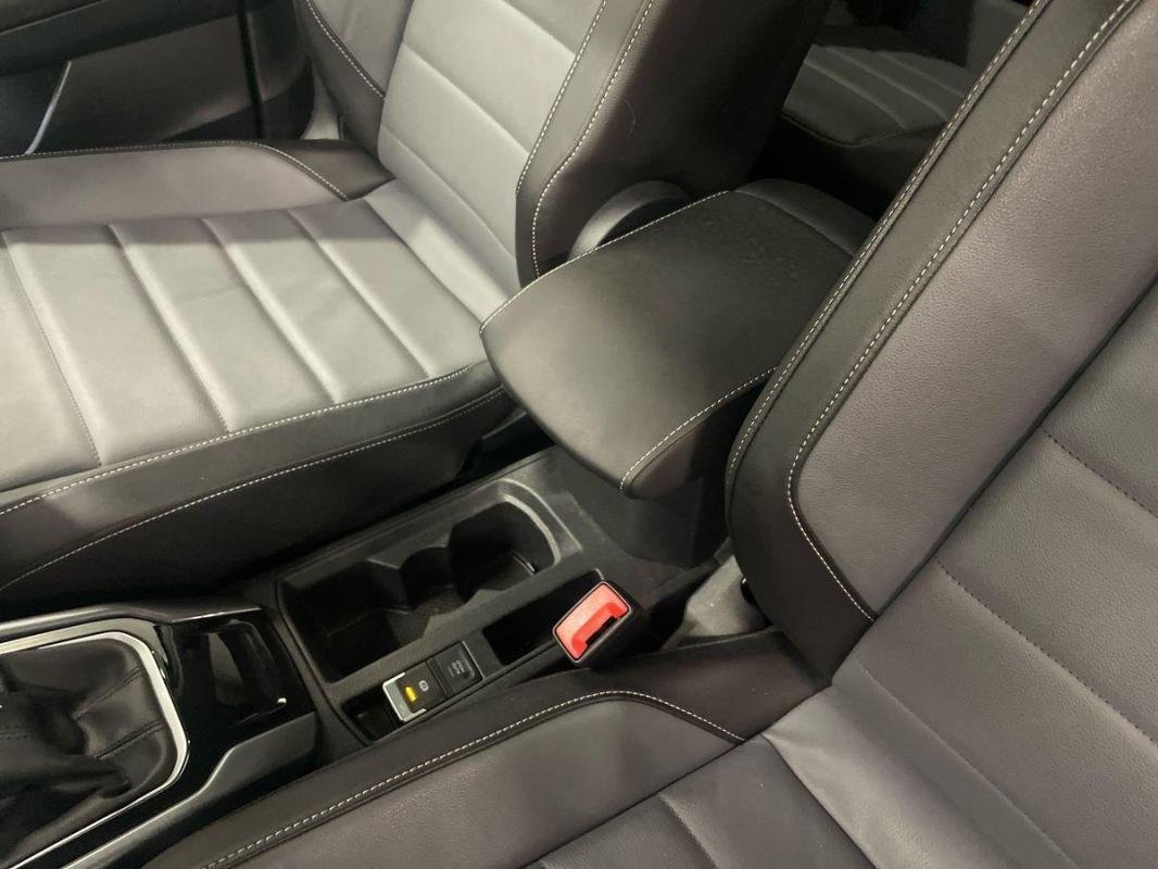 Volkswagen T-Roc - Photo 22