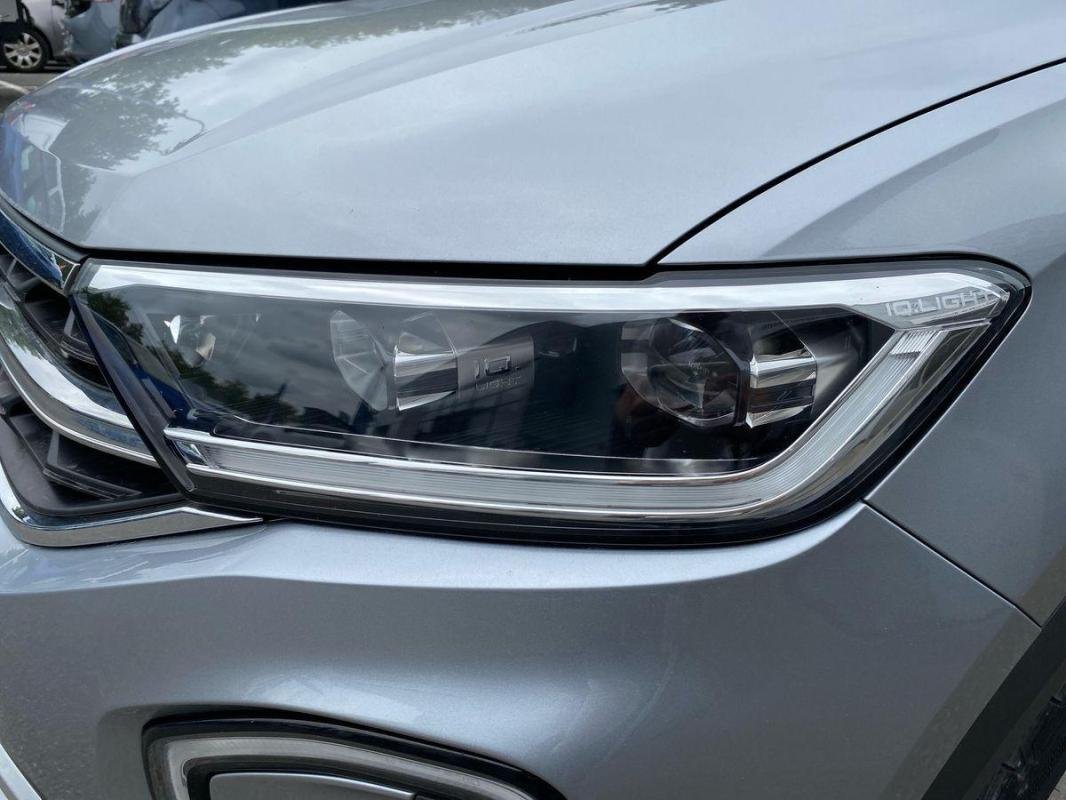Volkswagen T-Roc - Photo 26