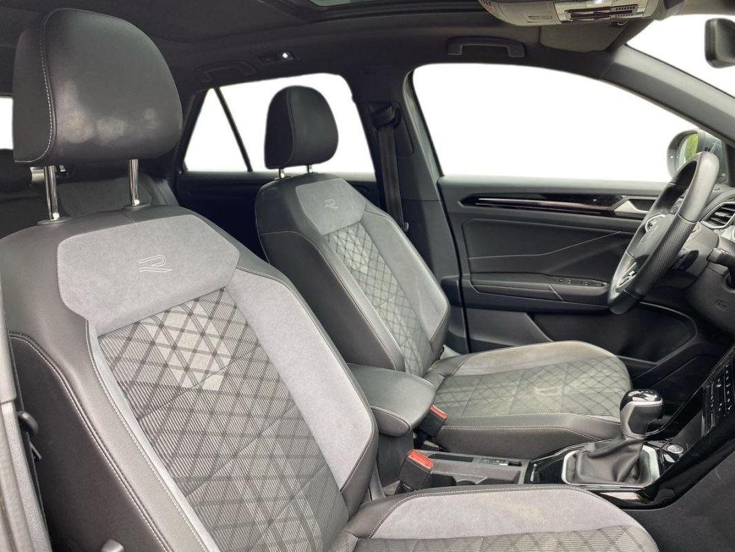 Volkswagen T-Roc - Photo 13