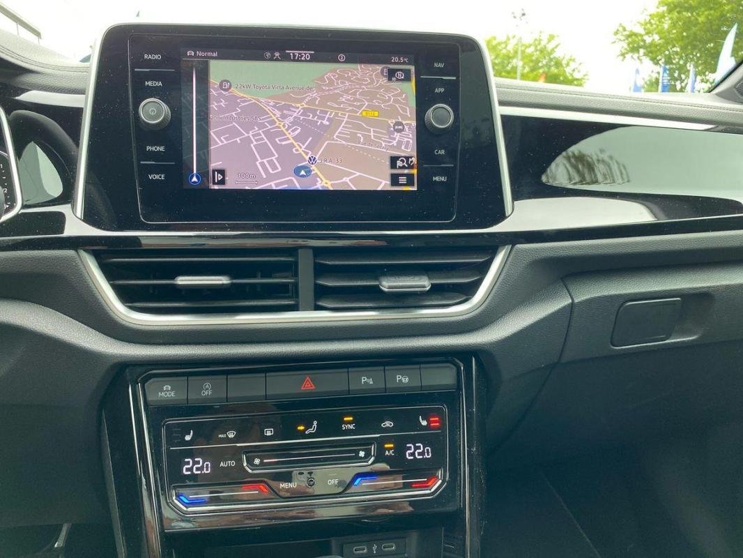 Volkswagen T-Roc - Photo 10