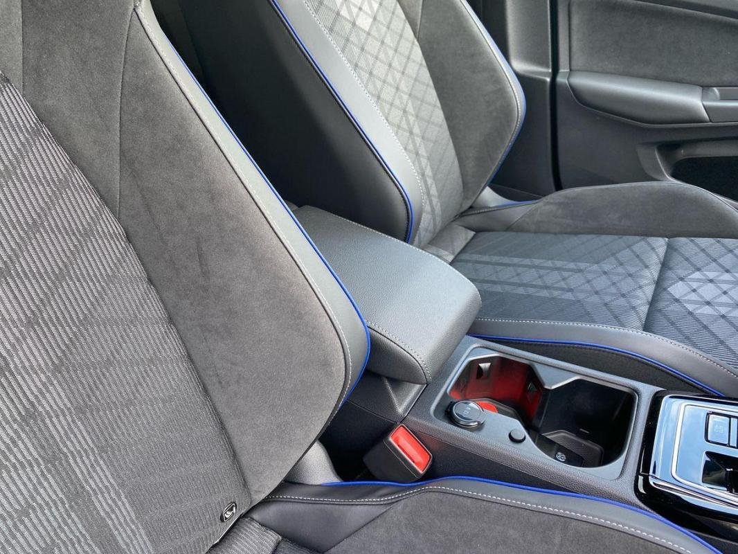 Volkswagen Golf - Photo 12