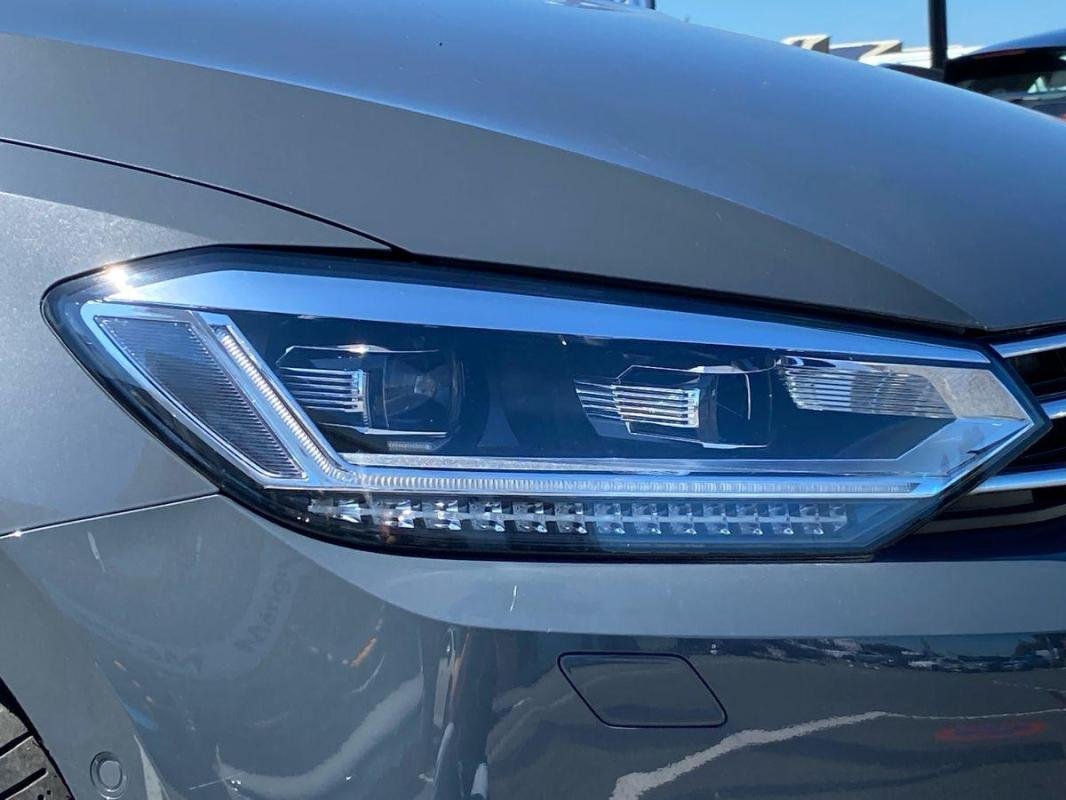 Volkswagen Touran - Photo 25