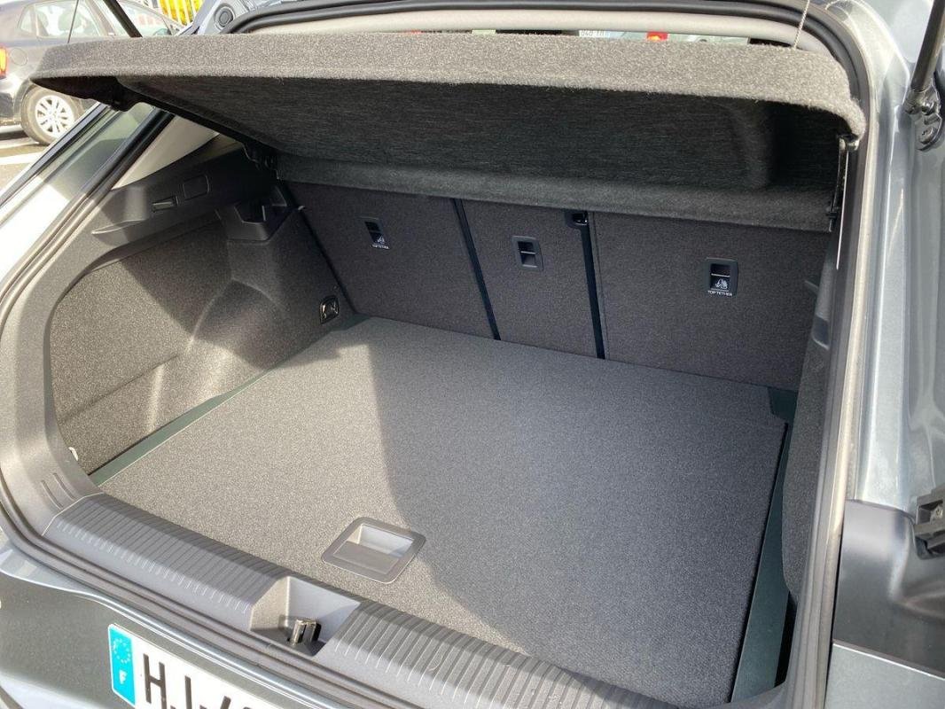 Volkswagen T-Roc - Photo 32