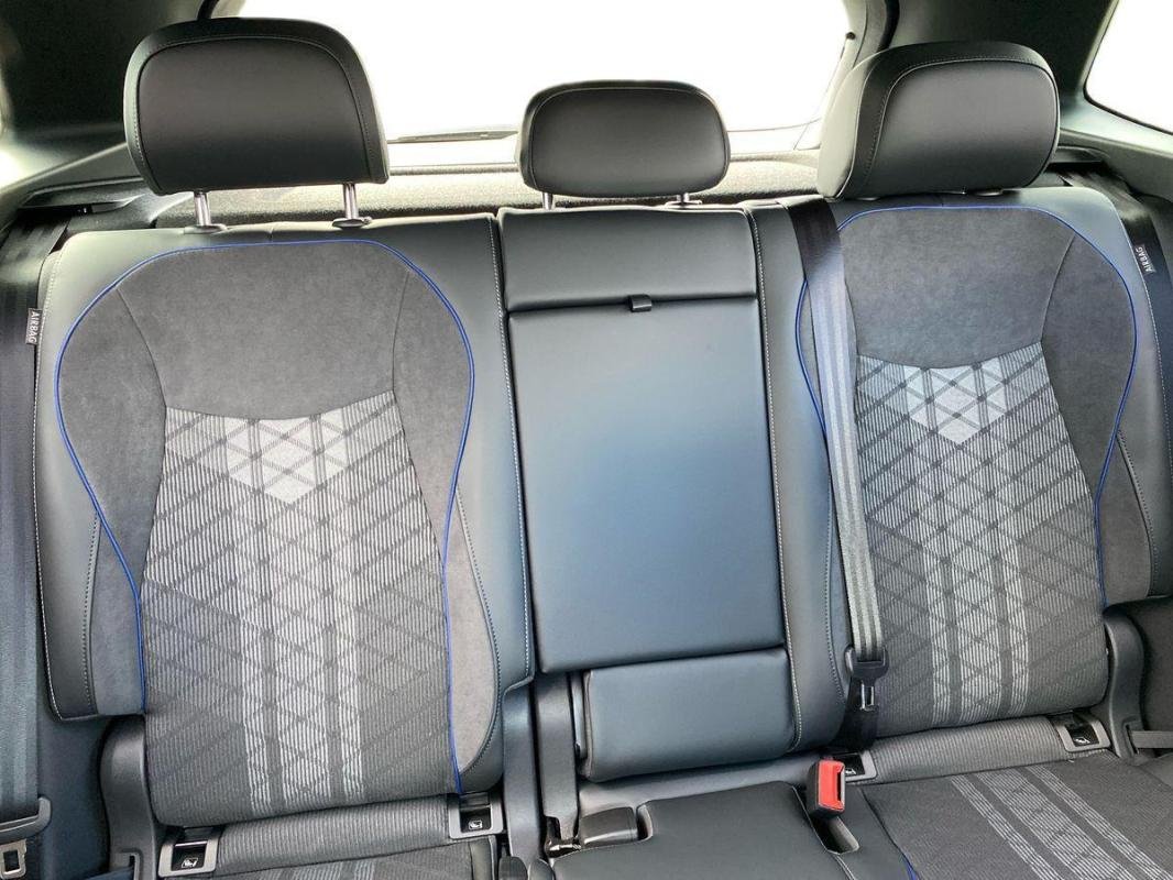 Volkswagen Tiguan - Photo 22
