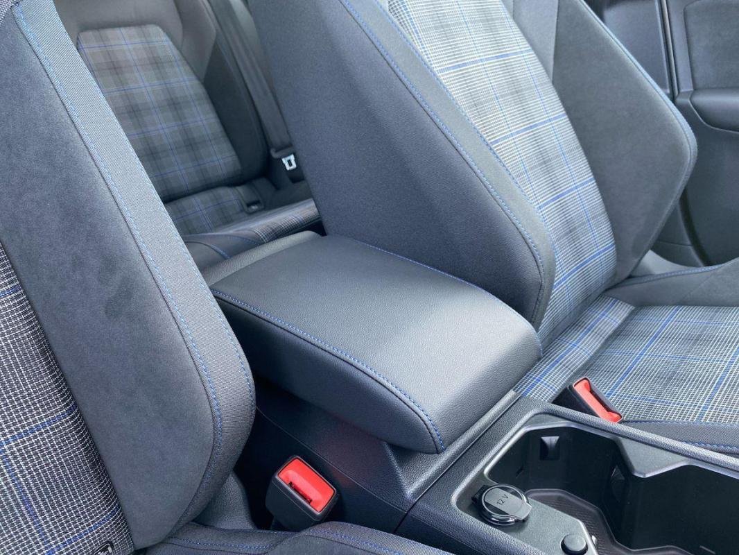 Volkswagen Golf - Photo 12