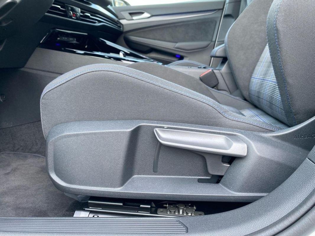 Volkswagen Golf - Photo 14