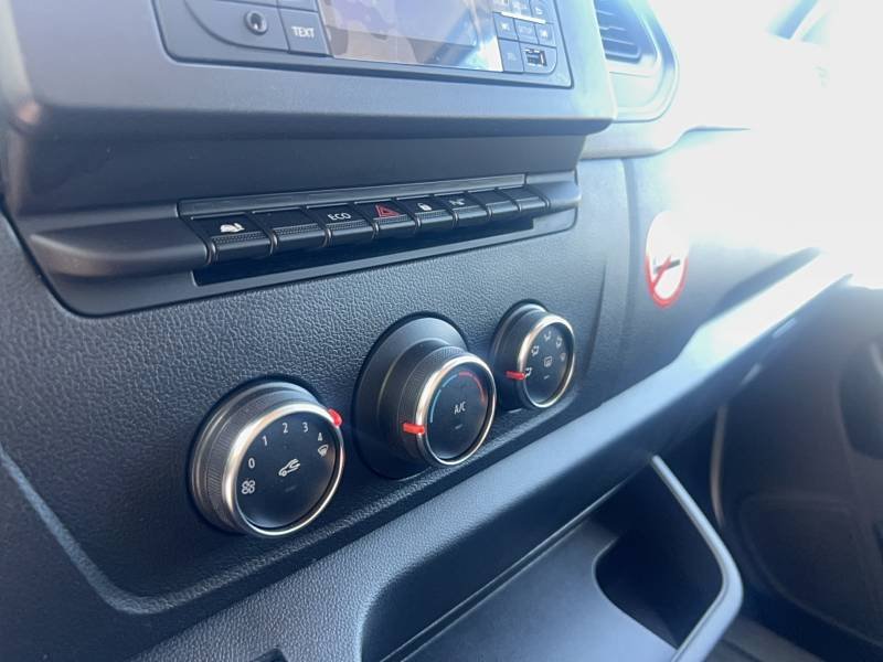 Renault Master - Photo 13