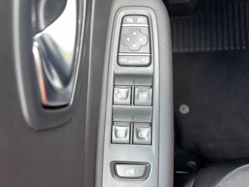 Renault Captur - Photo 13