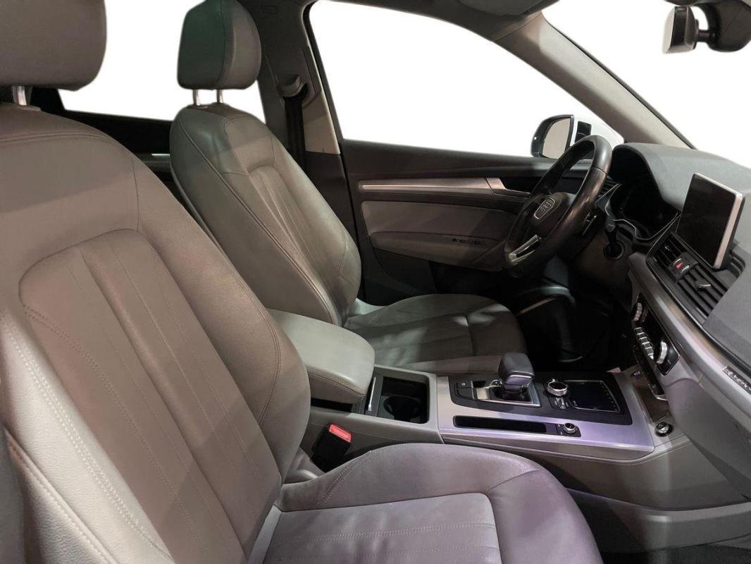 Audi Q5 - Photo 13