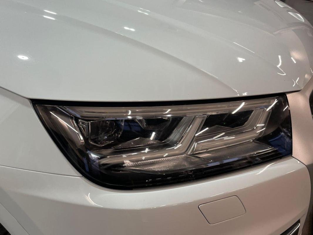 Audi Q5 - Photo 26