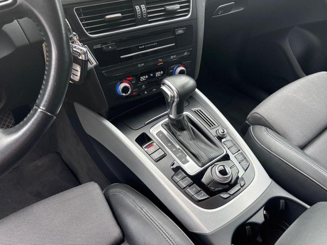 Audi Q5 - Photo 11
