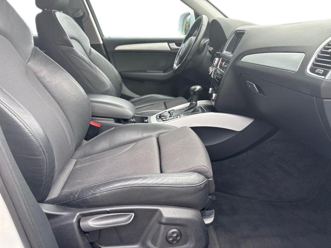 Audi Q5 - Photo 13