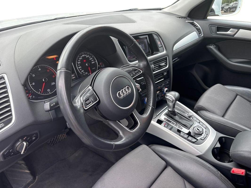 Audi Q5 - Photo 9