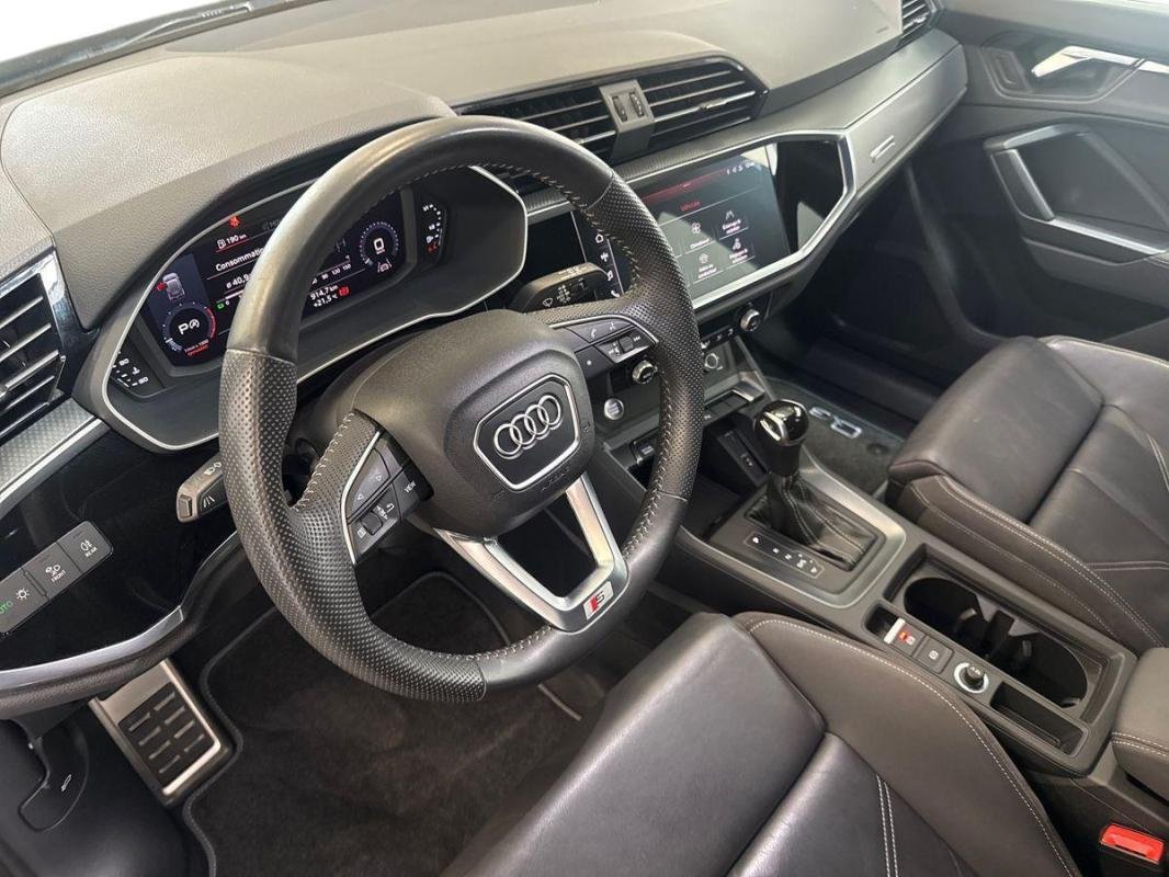 Audi Q3 - Photo 9