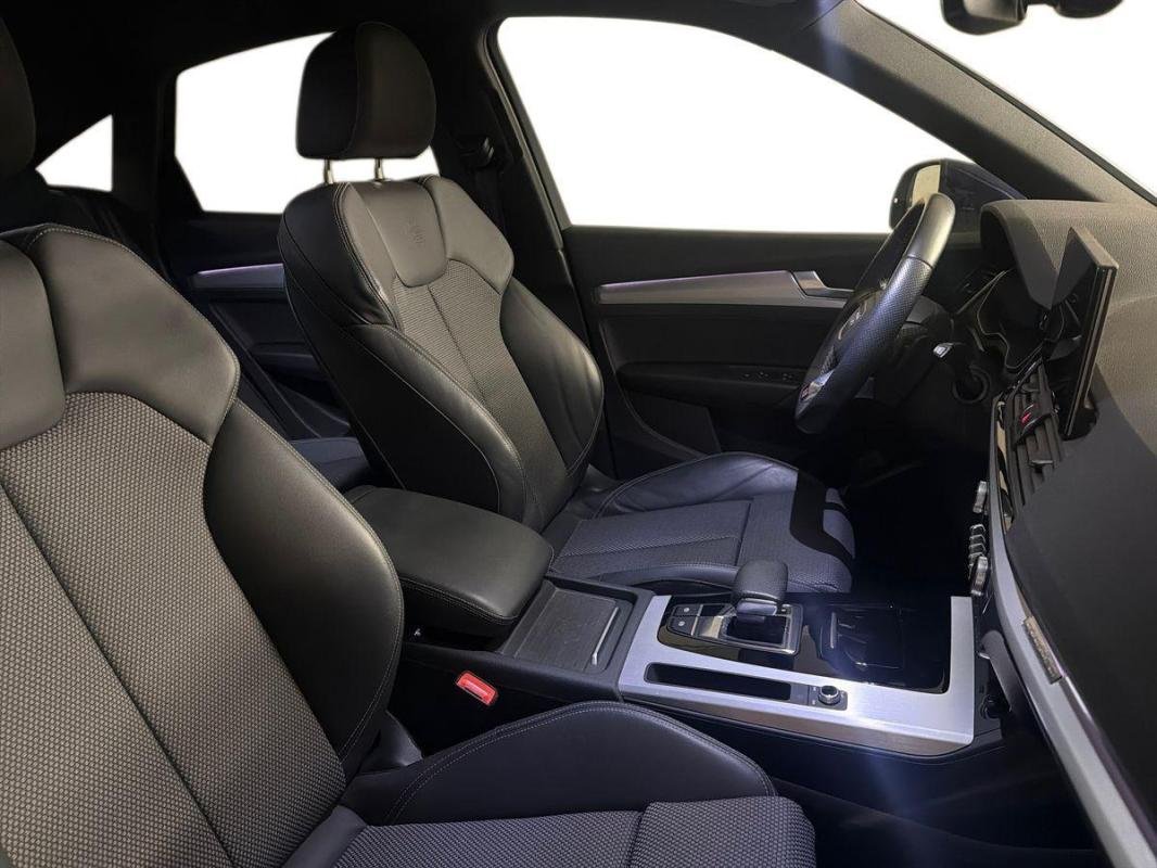 Audi Q5 Sportback - Photo 13