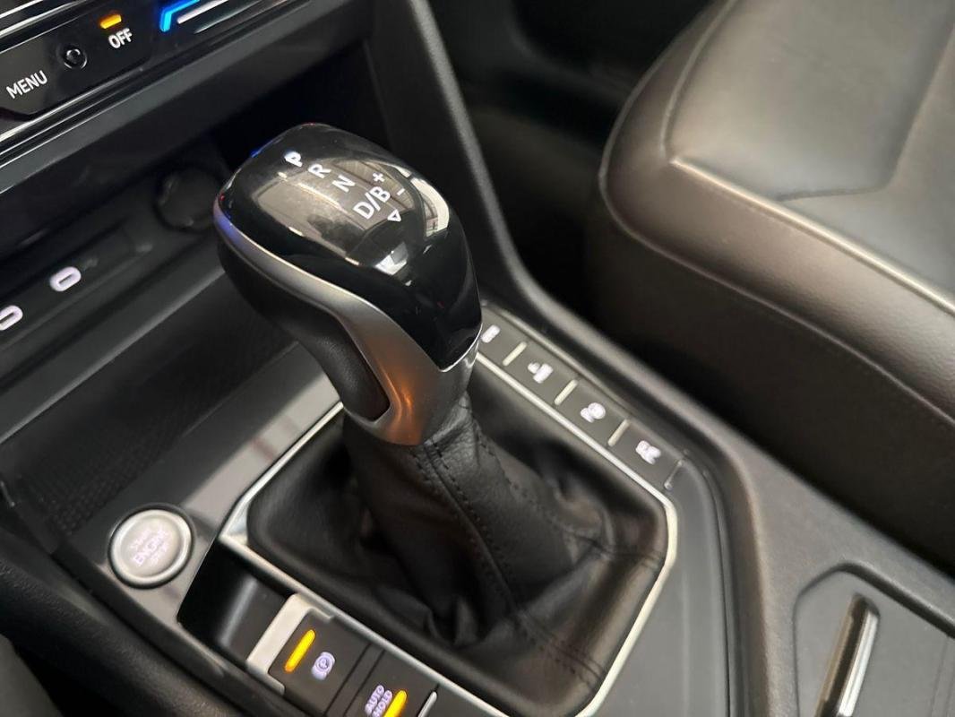 Volkswagen Tiguan - Photo 11