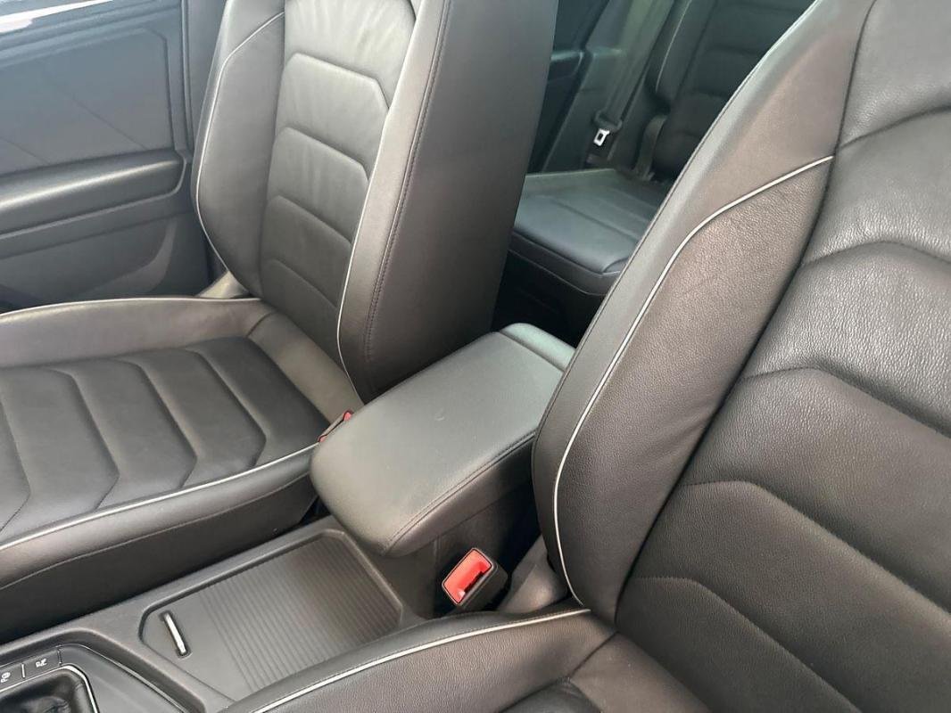 Volkswagen Tiguan - Photo 12