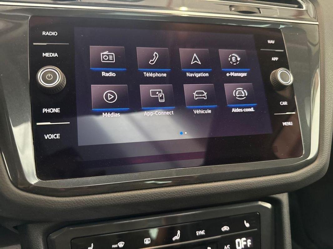Volkswagen Tiguan - Photo 16