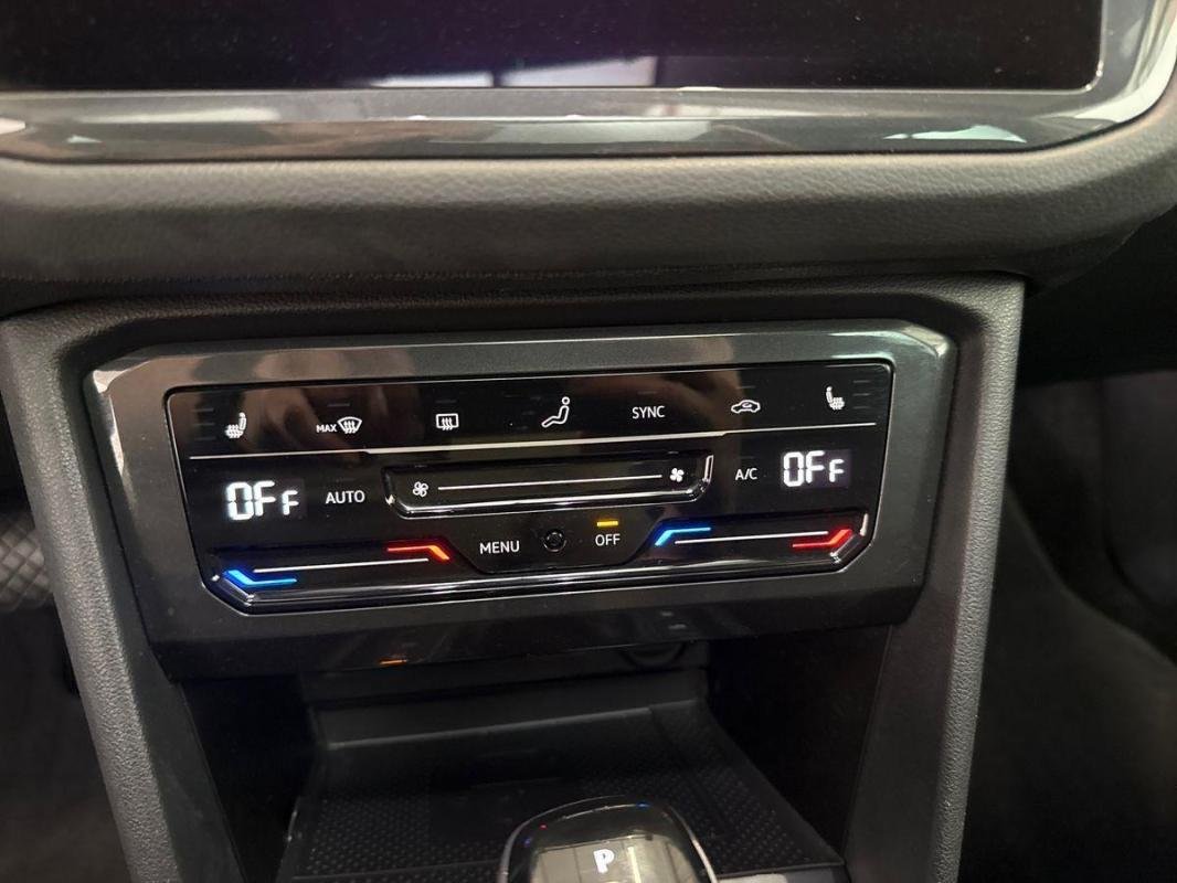 Volkswagen Tiguan - Photo 19