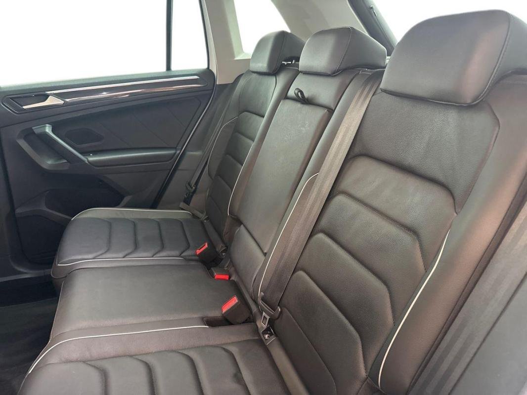 Volkswagen Tiguan - Photo 23