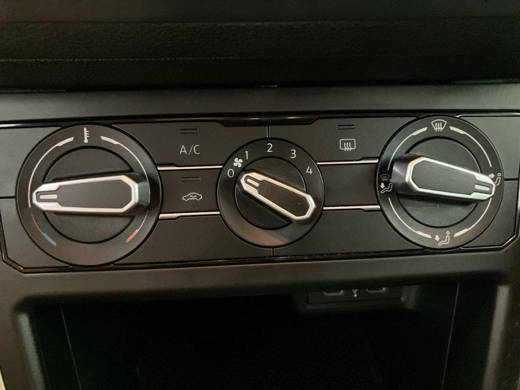 Volkswagen Polo - Photo 19