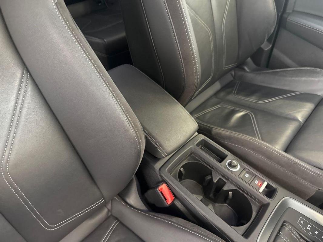 Audi Q3 - Photo 12