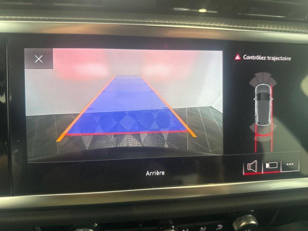 Audi Q3 - Photo 18