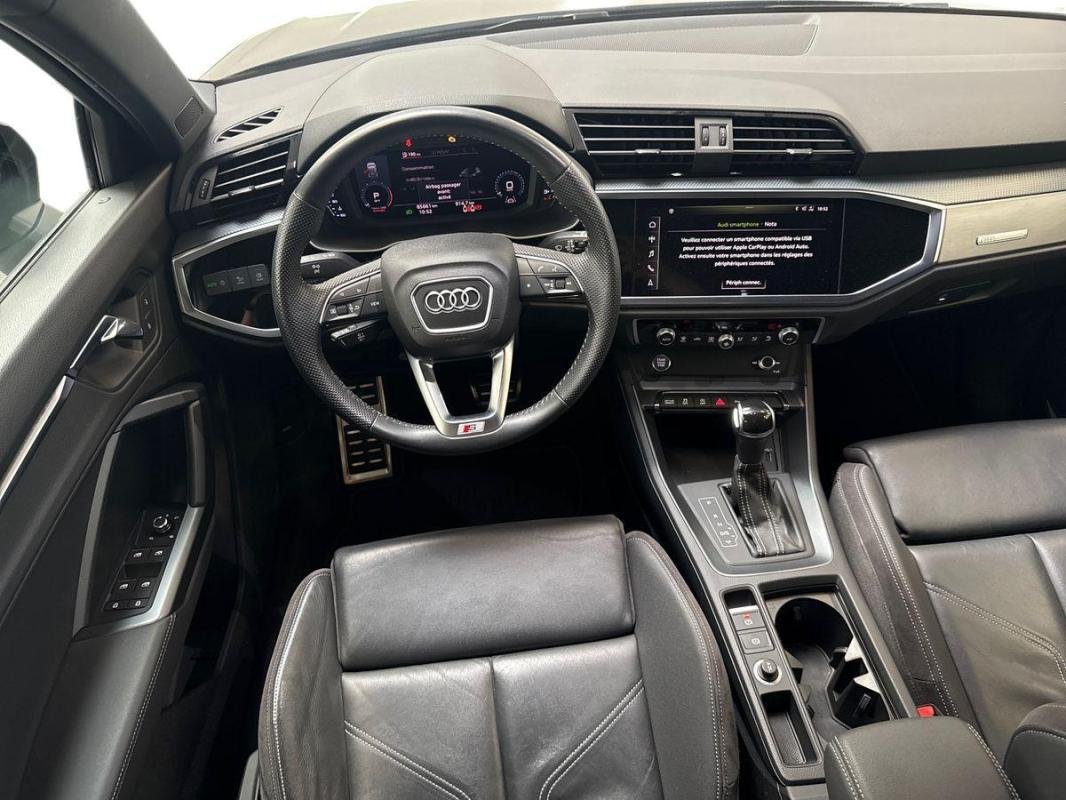 Audi Q3 - Photo 24