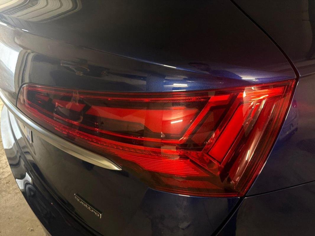 Audi Q5 Sportback - Photo 30