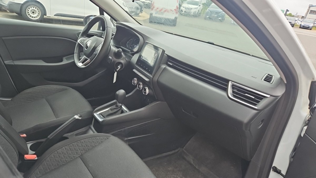 Renault Clio - Photo 21