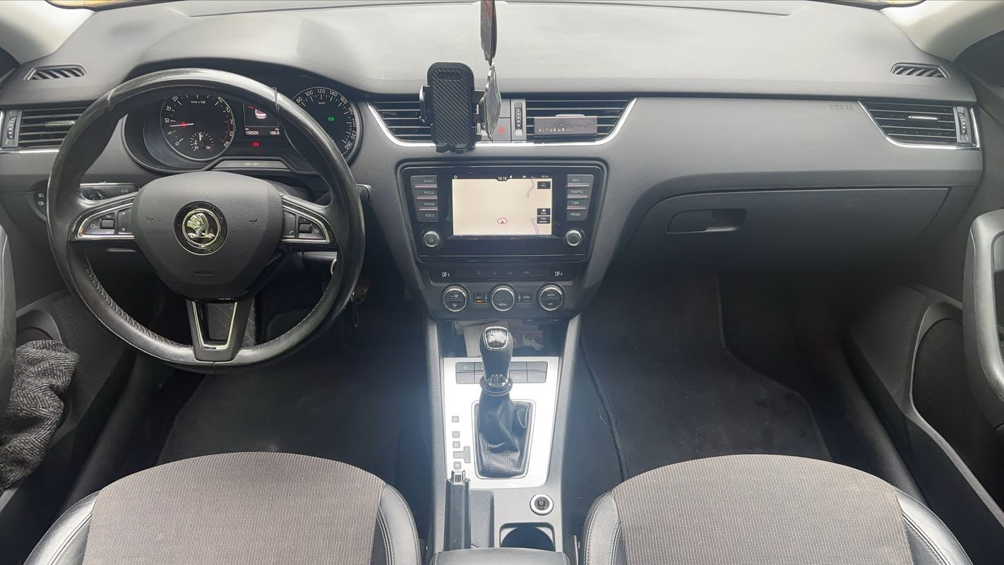Skoda Octavia - Photo 11