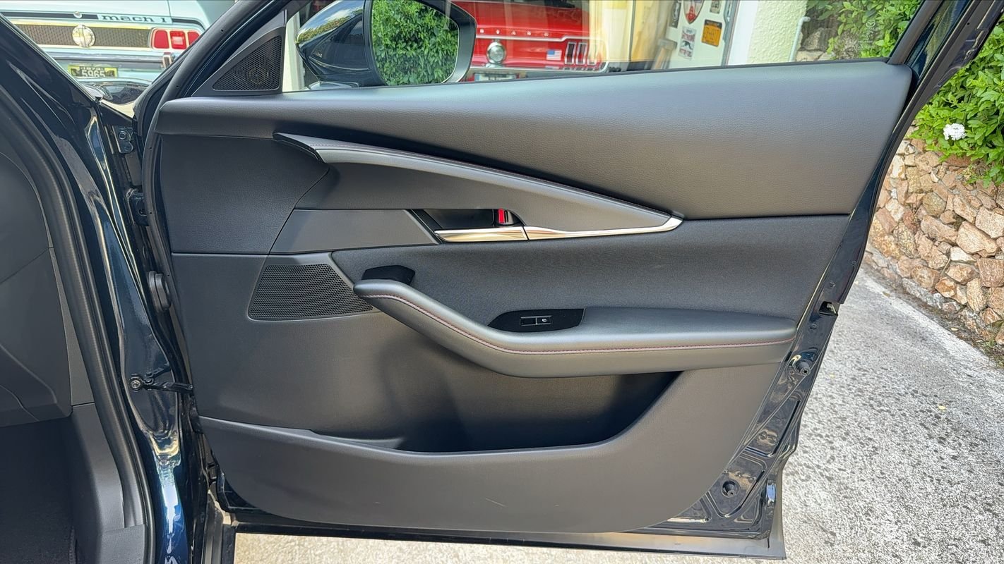 Mazda CX-30 - Photo 24