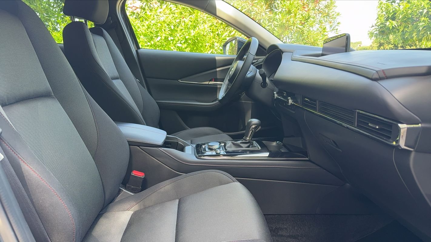 Mazda CX-30 - Photo 25