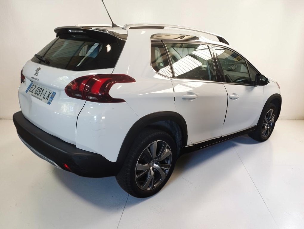 Peugeot 2008 - Photo 2