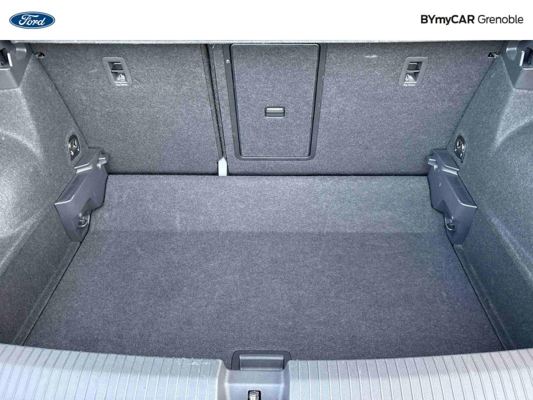 Volkswagen T-Roc - Photo 13