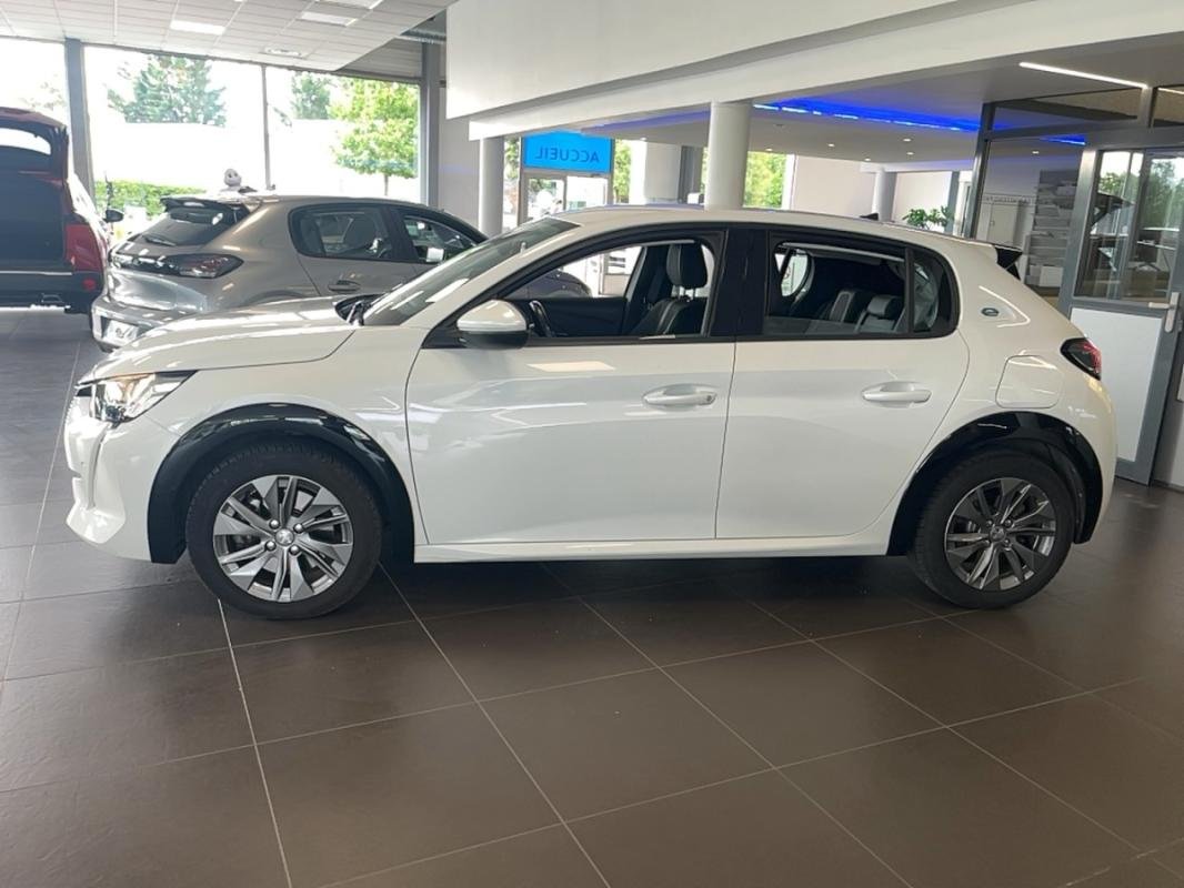 Peugeot E-208 - Photo 8