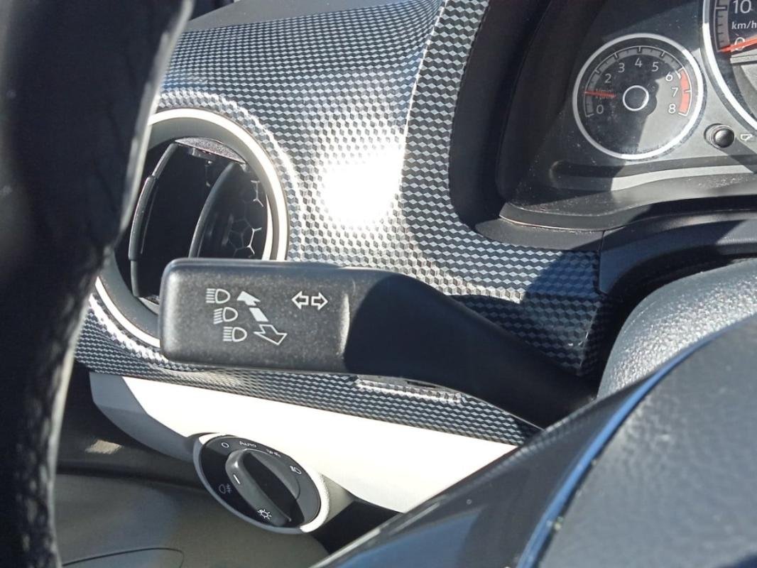Volkswagen Up! - Photo 15