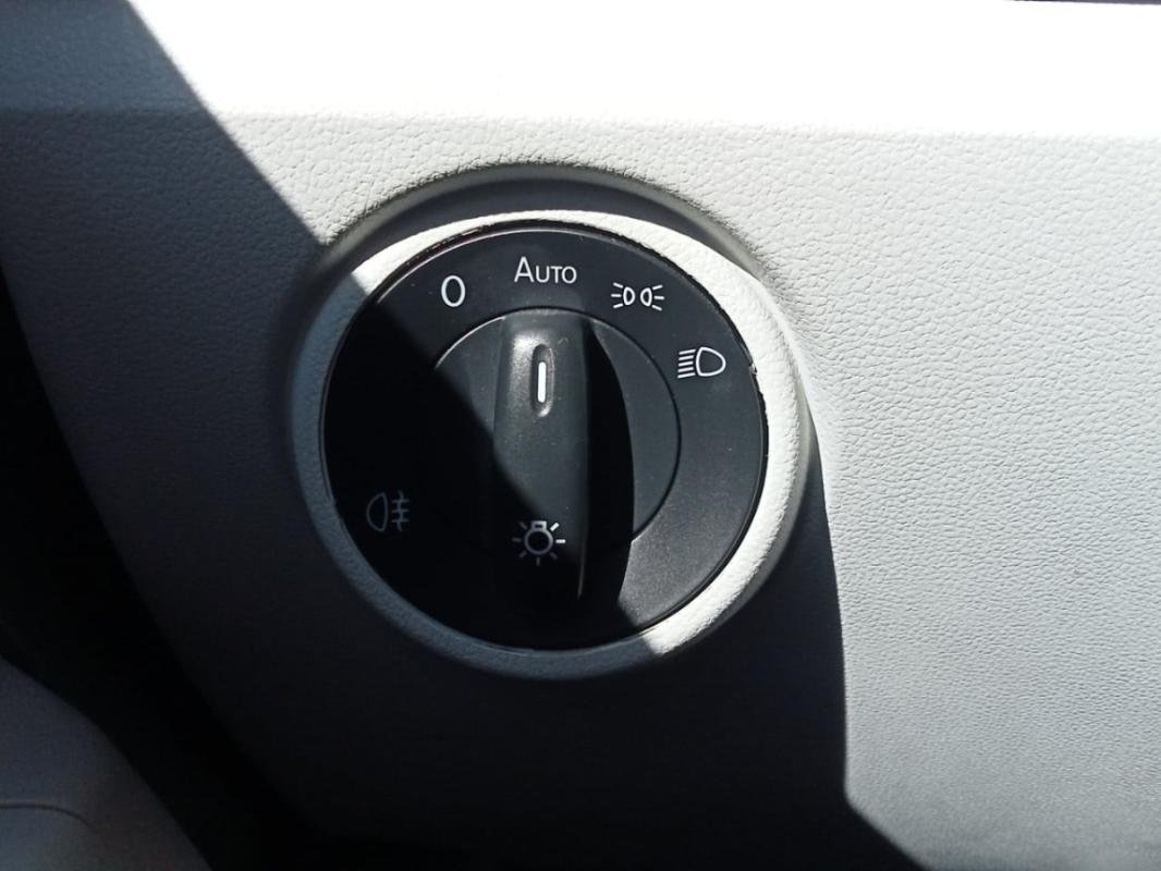 Volkswagen Up! - Photo 17
