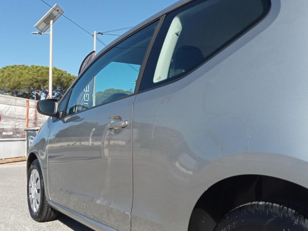 Volkswagen Up! - Photo 33