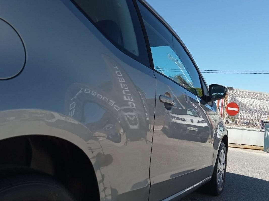 Volkswagen Up! - Photo 34