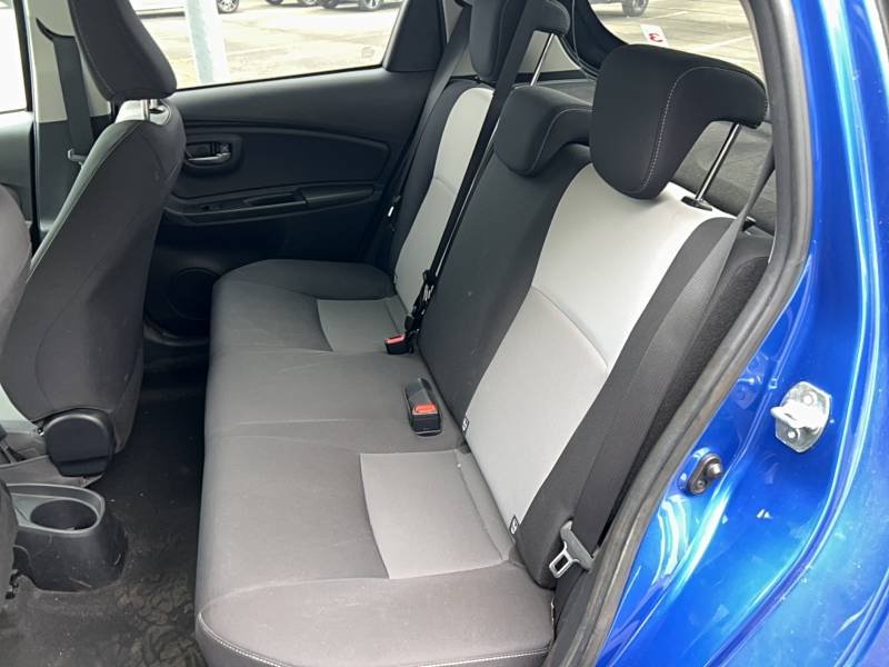 Toyota Yaris - Photo 13