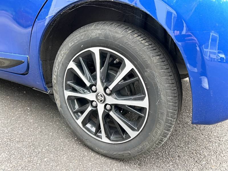 Toyota Yaris - Photo 25