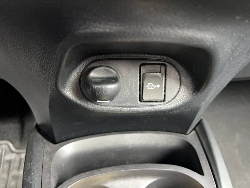 Toyota Yaris - Photo 42